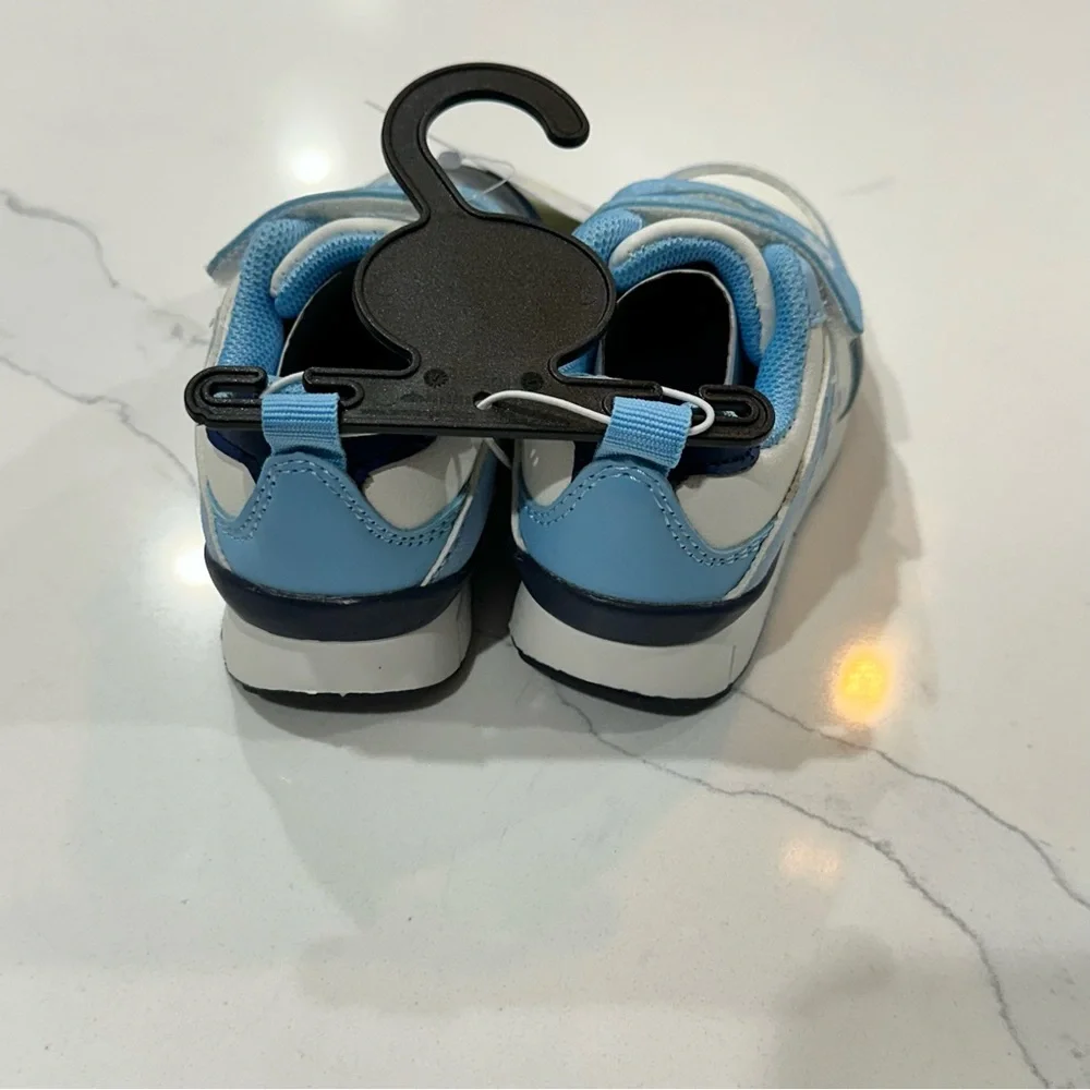 Bluey Toddler Sneakers NWT - Picture 3 of 6